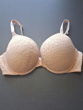Victorias Secret Pink Wear Everywhere Bra Nude Lace Leopard Pattern 36D